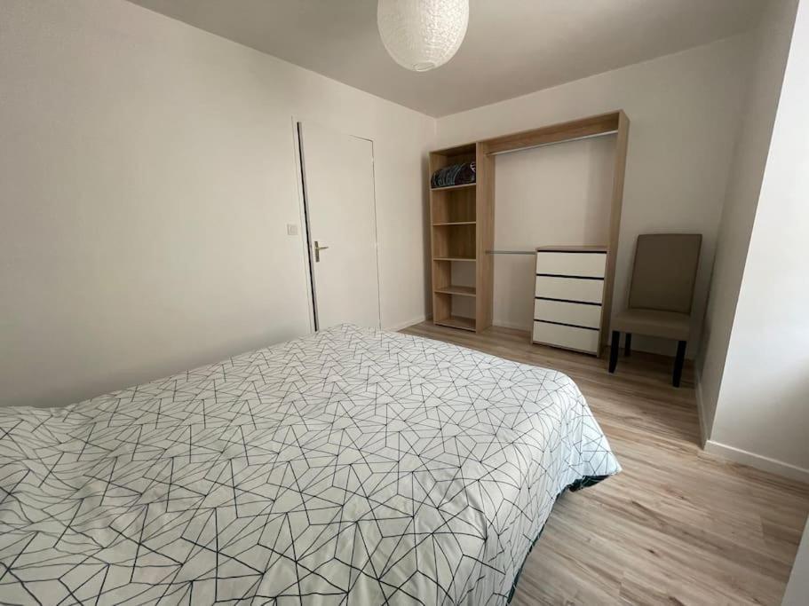 T2 Refait A Neuf Sur Le Theme Oriental Apartamento Rodez Exterior foto