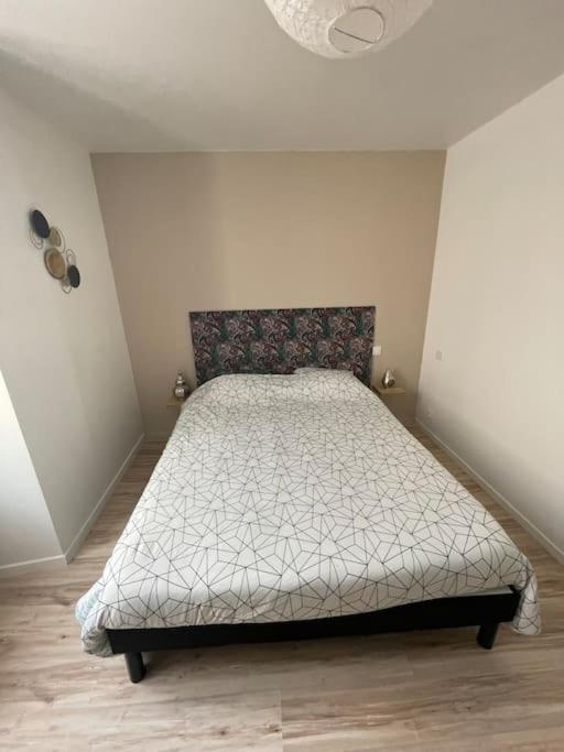 T2 Refait A Neuf Sur Le Theme Oriental Apartamento Rodez Exterior foto